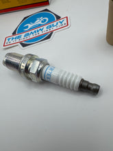 Load image into Gallery viewer, Multi-Ground Electrode Spark Plug For BMW Oilhead 12 12 7 653 771 / BKR7EKC