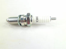 Load image into Gallery viewer, Single Electrode Copper Core Spark Plug For BMW F650 12 12 2 343 144
