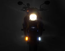 Load image into Gallery viewer, T3 Front Switchback LED Turn Signal Pods with Fender Mount
