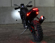 Load image into Gallery viewer, T3 Modular Switchback Signal Pods - Rear
