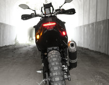 Load image into Gallery viewer, T3 Modular Switchback Signal Pods - Rear
